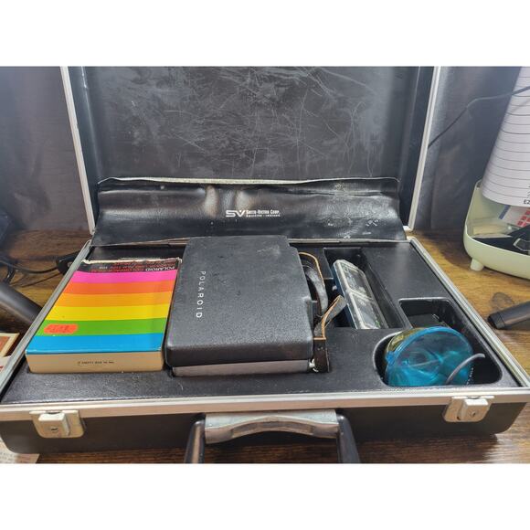 Vintage Polaroid Automatic 250 Land Camera With Accessories